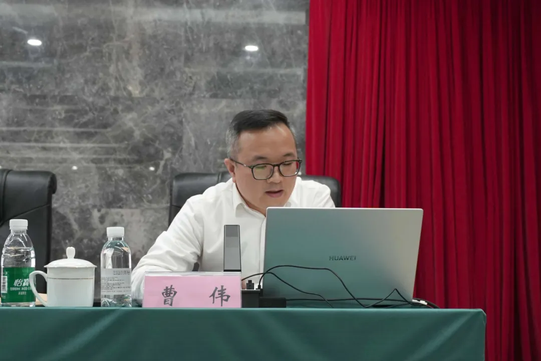 成都公交集团“学习贯彻党的二十届四中全会精神暨‘十五五’规划编制培训会”现场